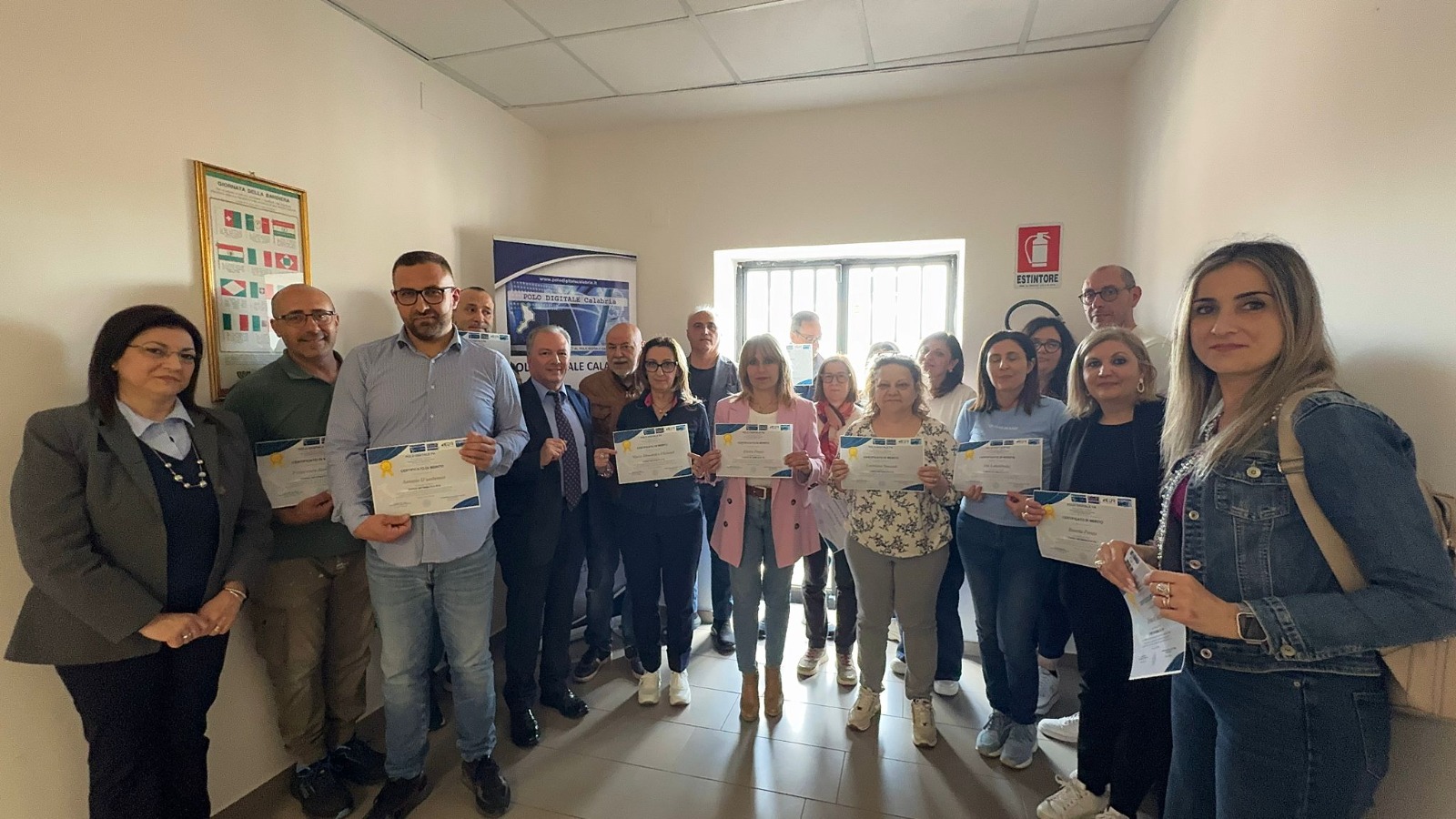 Modello Roggiano Gravina: concluso il primo percorso formativo del Polo Digitale Calabria. Consegnati gli attestati al personale dell’Ente